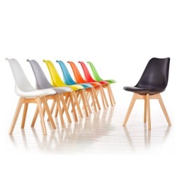 Silla TORRE 4P ( SU ), madera, polipropileno y cojín negro 2
